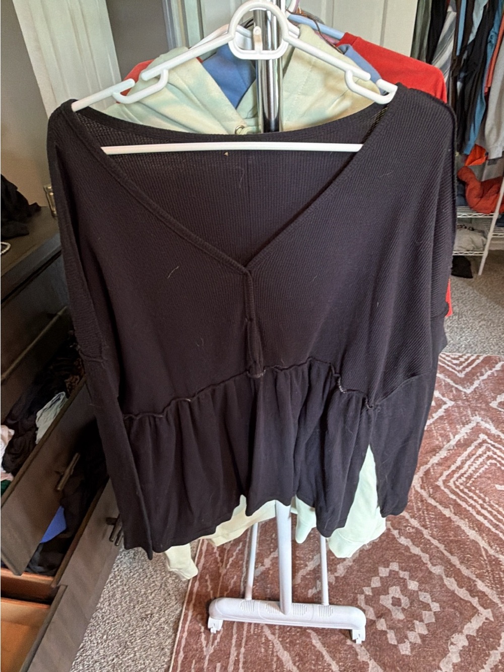 Sonoma Black V-Neck Long Sleeve Peplum Top